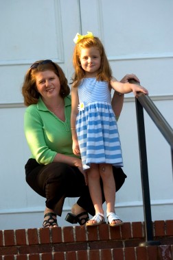 ###Rare Redhead: Mother and daughter redheads: Jennifer Gordon, 35, and daughter Grace Gordon, 5, at First Presbyterian Church, Ocala### Jennifer Gordon, 35, and her daughter Grace Gordon, 5, both of Ocala, both have red hair. Here the redheaded pair are on the steps of their church, First Presbyterian Church, on Southeast 3rd Street, Tuesday evening, April 12, 2005, Ocala, FL, USA. (Jannet Walsh/Star-Banner)2005