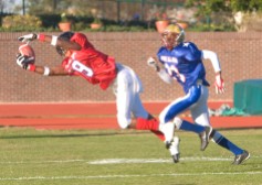 ###Ocala Star-Banner - 2005 FACA North-South Football All-Star Classic, The Villages, FL - contact photographer at 352-598-7976 #### South All-Star player Terrell Solomon (cq), left, of Miami-Brooker T. Washington(19) and right is North Team player Cortez Allen (cq)(20), of North Marion High School, at the 2005 FACA North-South Football All-Star Classic, The Villages High School football field, Friday afternoon, December 23, 2005, The Villages, FL. ( Jannet Walsh/Star-Banner)2005